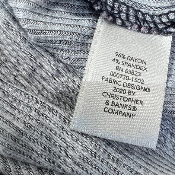 Christopher and Banks women’s size medium T-shirt, short sleeve, crewneck - Picture 5 of 7